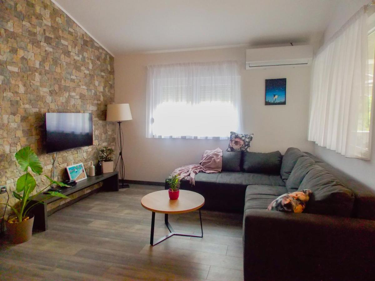 Apartman Bamboo 닌 외부 사진
